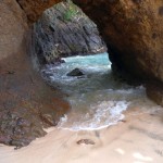 La grotte sur la plage de Bequia