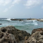 Vagues à l'entrée de la plage